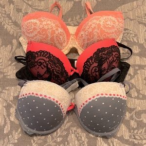Lace Bras -size 36C- set of 3
